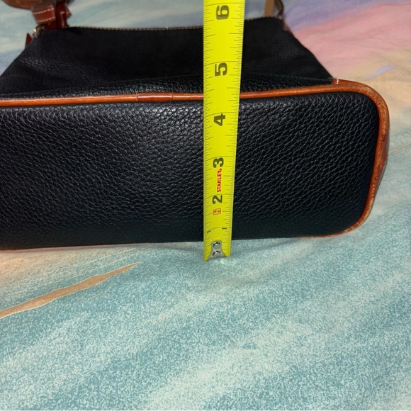 Dooney & Bourke Black Pebbled Leather Crossbody Bag Wide Black & Tan Purse - Picture 14 of 15